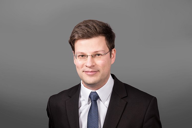 Sebastian Krahnert, Rechtsanwalt und Arzt, Anwalt für Ärztepfusch